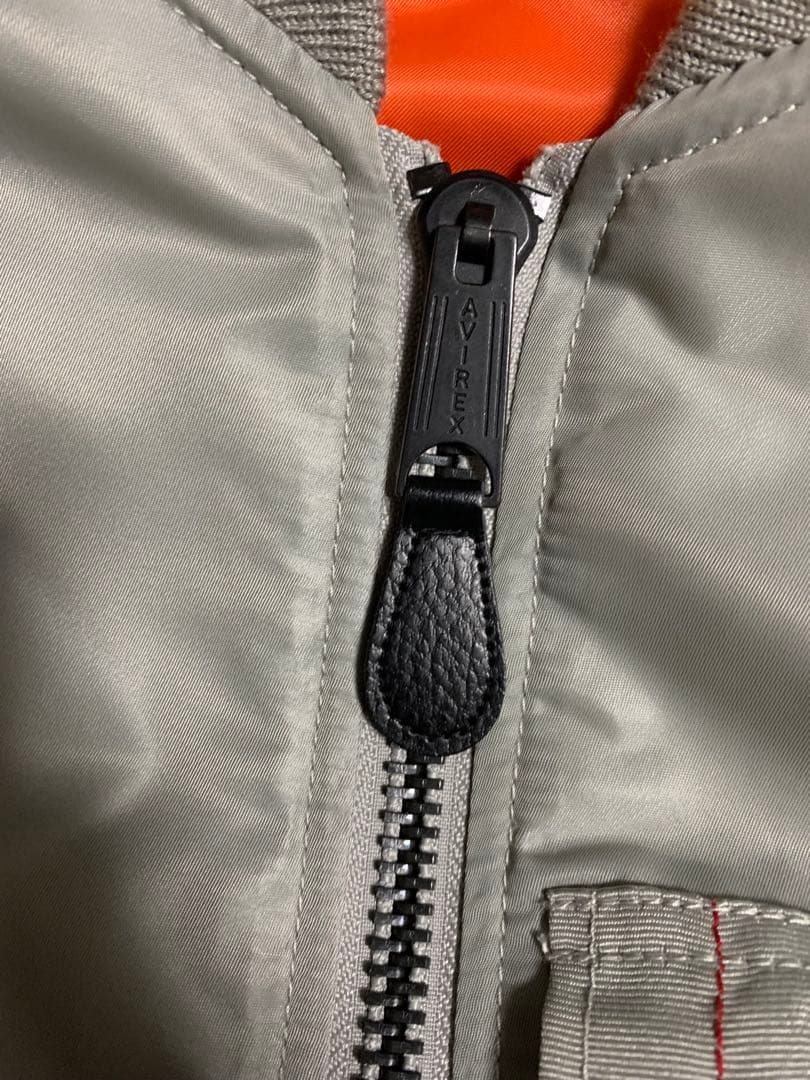 ジャケット・アウター AVIREX MA-1 COMMERCIAL silver color