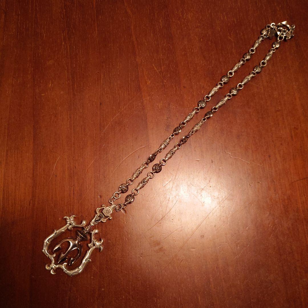 ロードキャメロット.シルバー トライデント型ペンダントネックレス