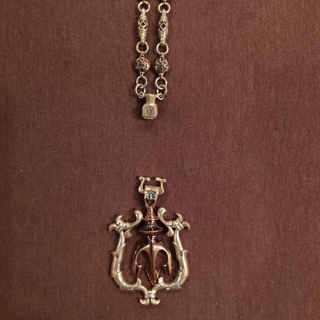 ロードキャメロット.シルバー トライデント型ペンダントネックレス