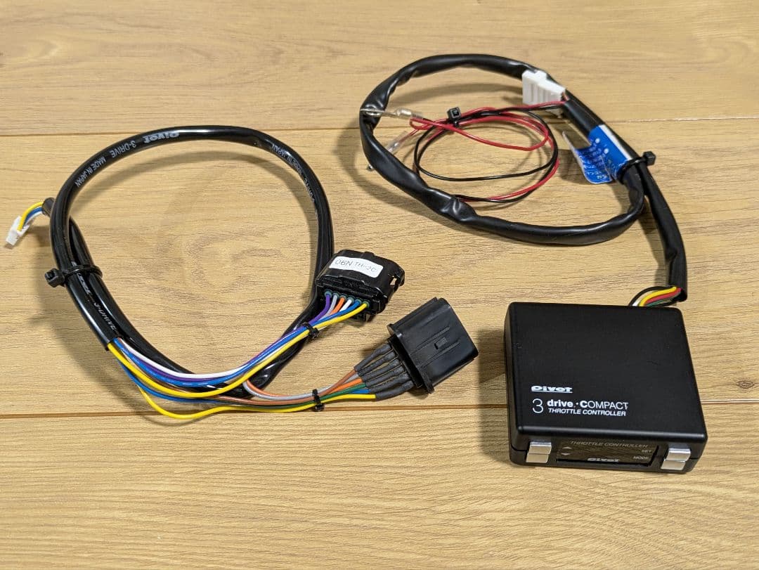 Pivot スロットルコントローラー TH-2Cハーネス付き
