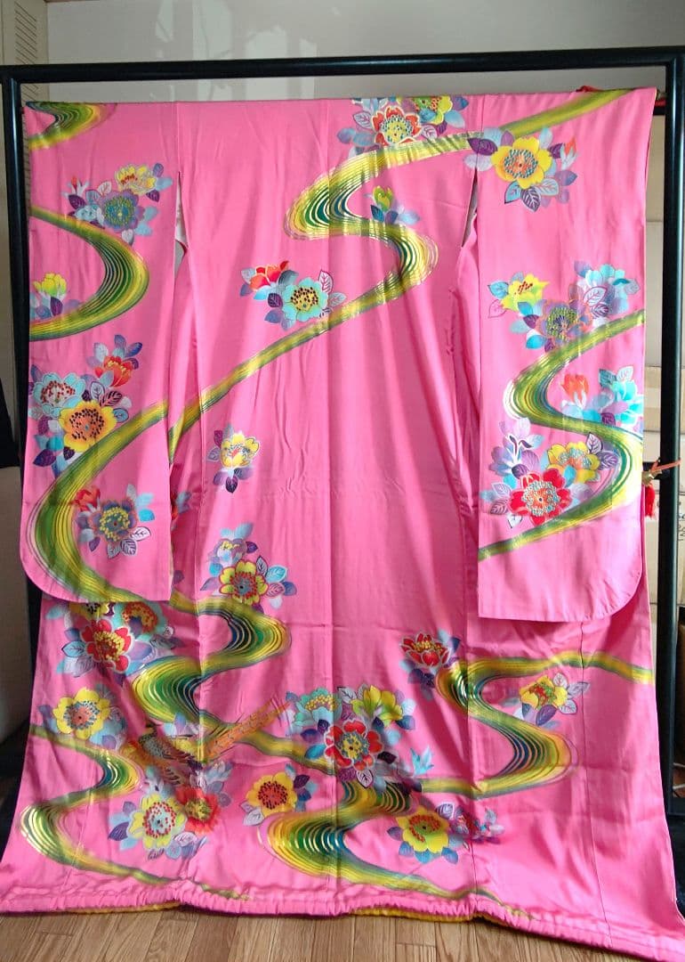 お引きずり お引き摺り 引き振袖 作家物 流水尾長鳥花文 金彩 逸品