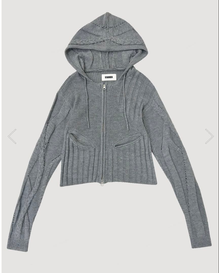 viavanda ニットフーディ