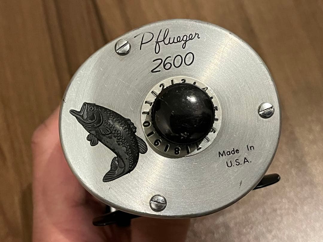 フルーガー 2600