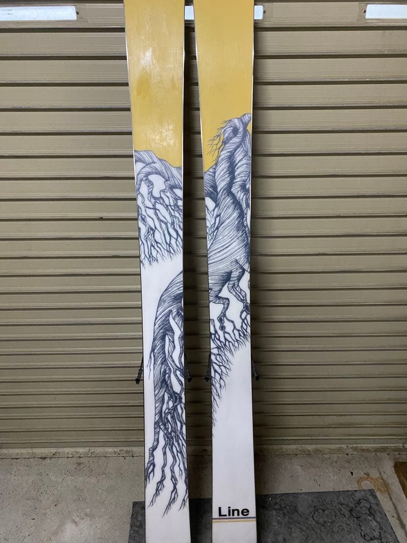 LINE Outline アウトライン 186 ATOMIC shift13