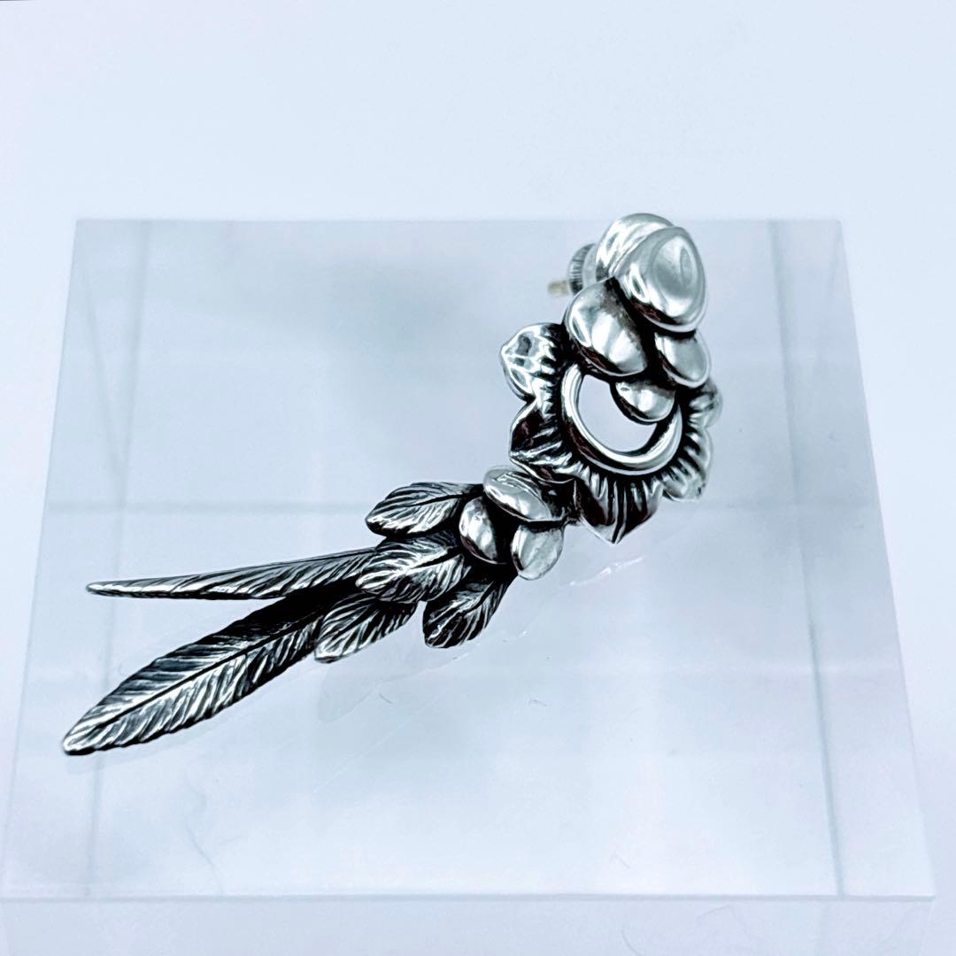 片耳 Bloody Mary ブラッディマリー K18×SV ピアス フェザー