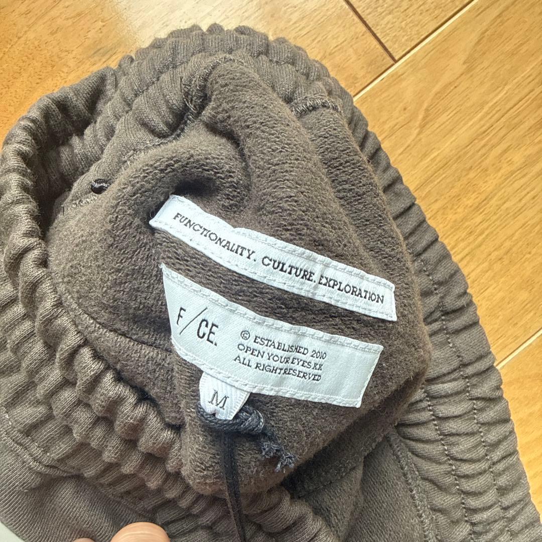 F/CE(エフシーイー) エフシーイー リスウェット パンツM タグ有り　美品
