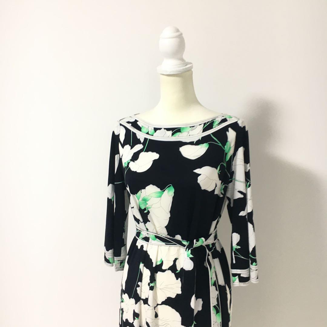 近年美品　LEONARD レオナール　カンカン　ストレッチ　ベルト　ワンピース