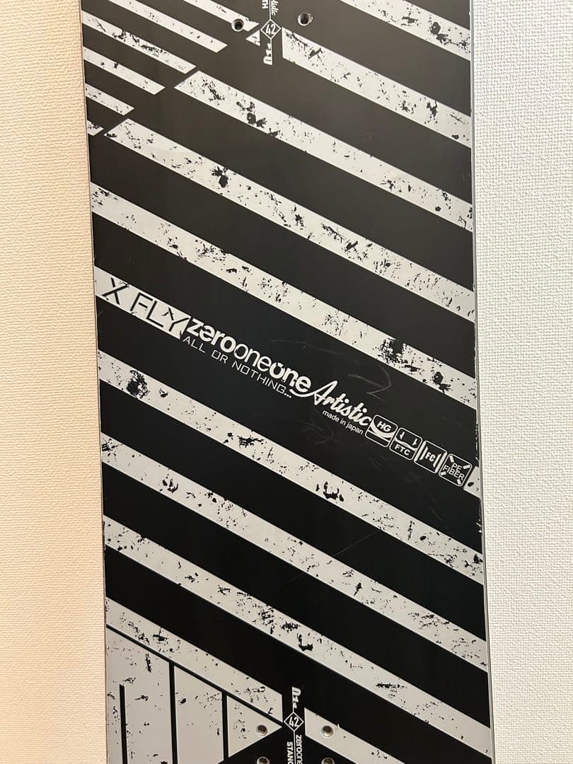 011 artistic スノーボード X FLY 144cm