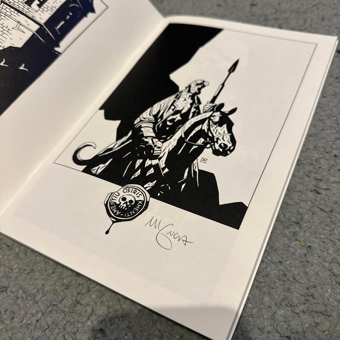 マイクミニョーラ　サイン　同人誌　アメコミ　ヘルボーイ