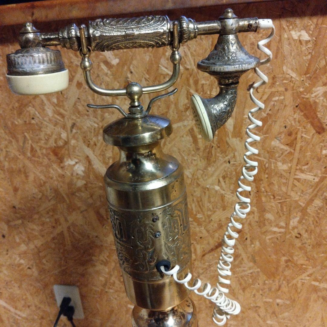 里美 アンティーク スタンド式 電話機 金属製 海外製