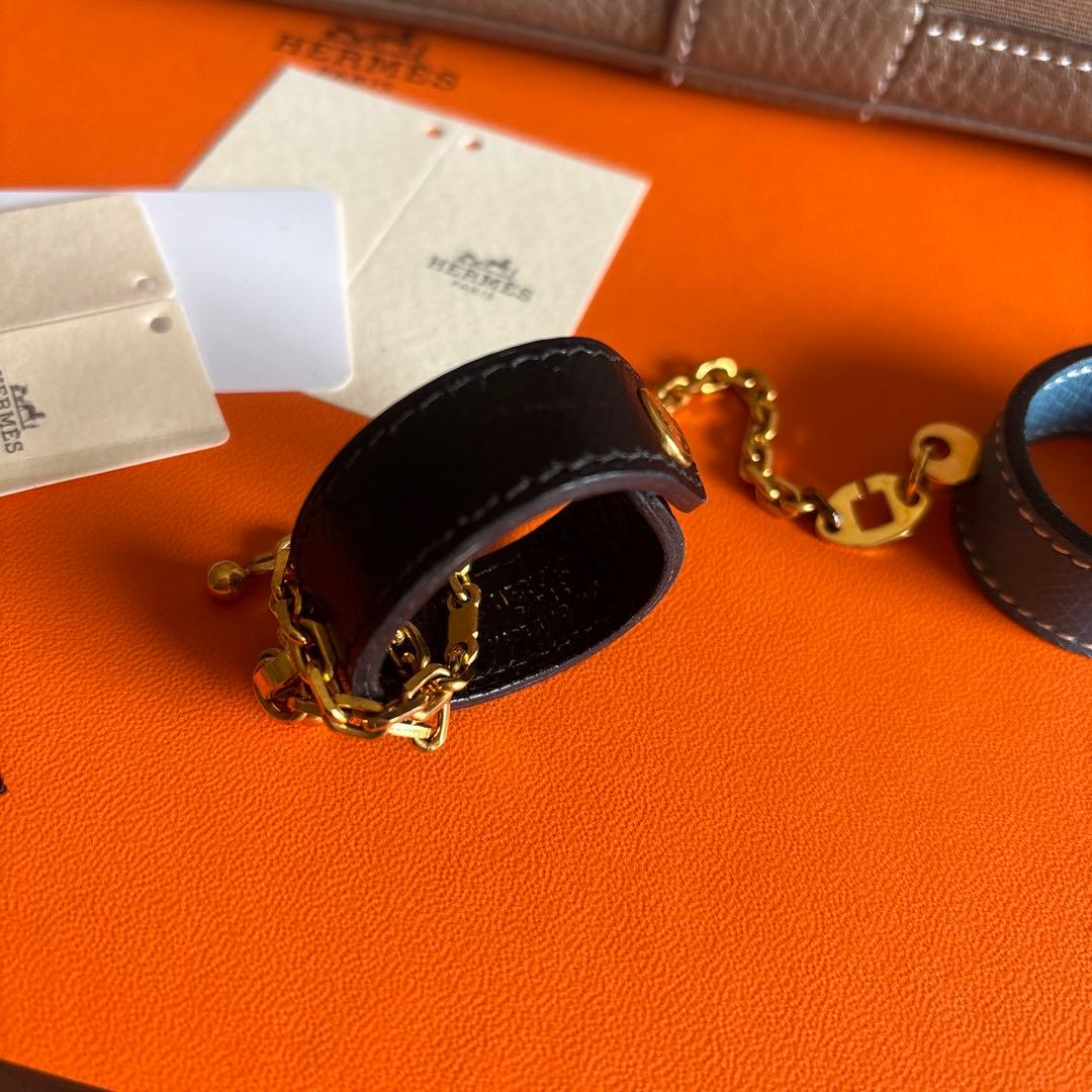 HERMES 黒レザー グローブホルダー