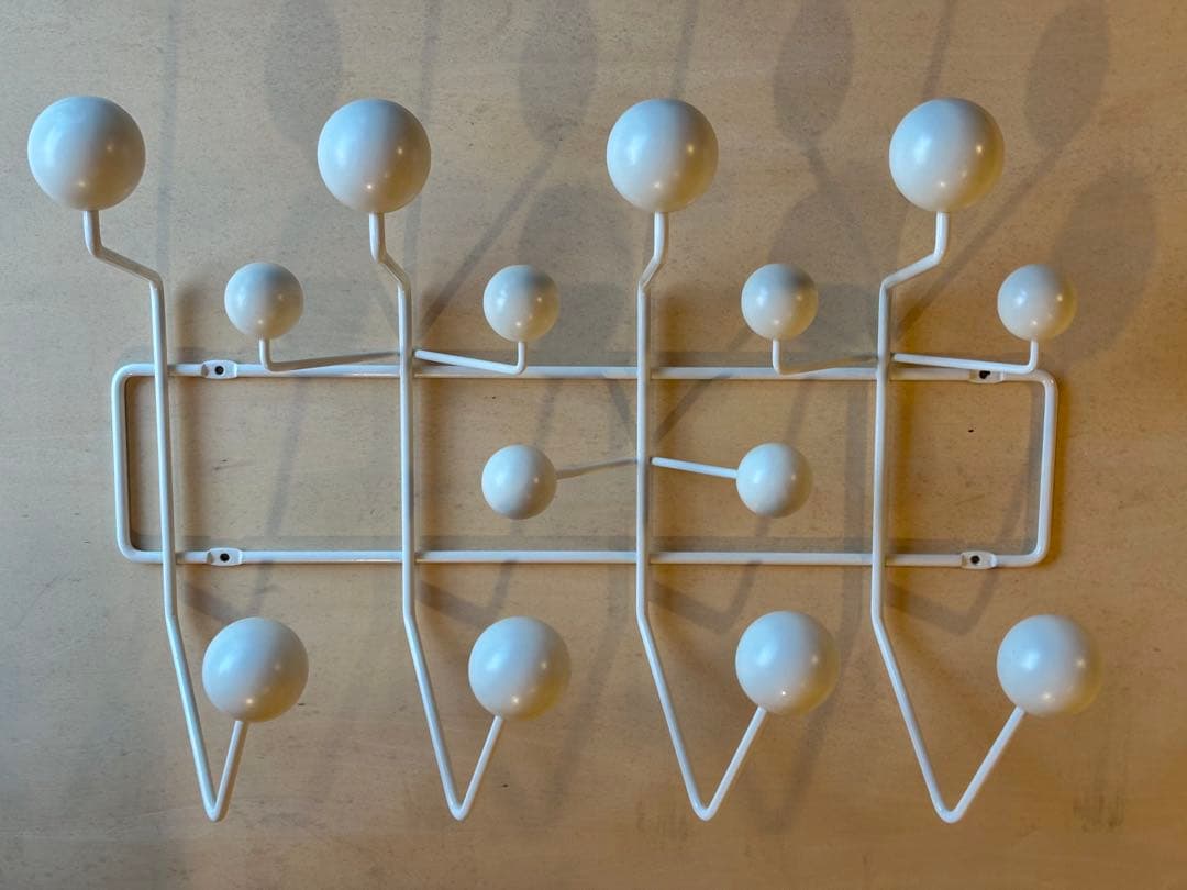 イームズ ハングイットオール（ホワイト）