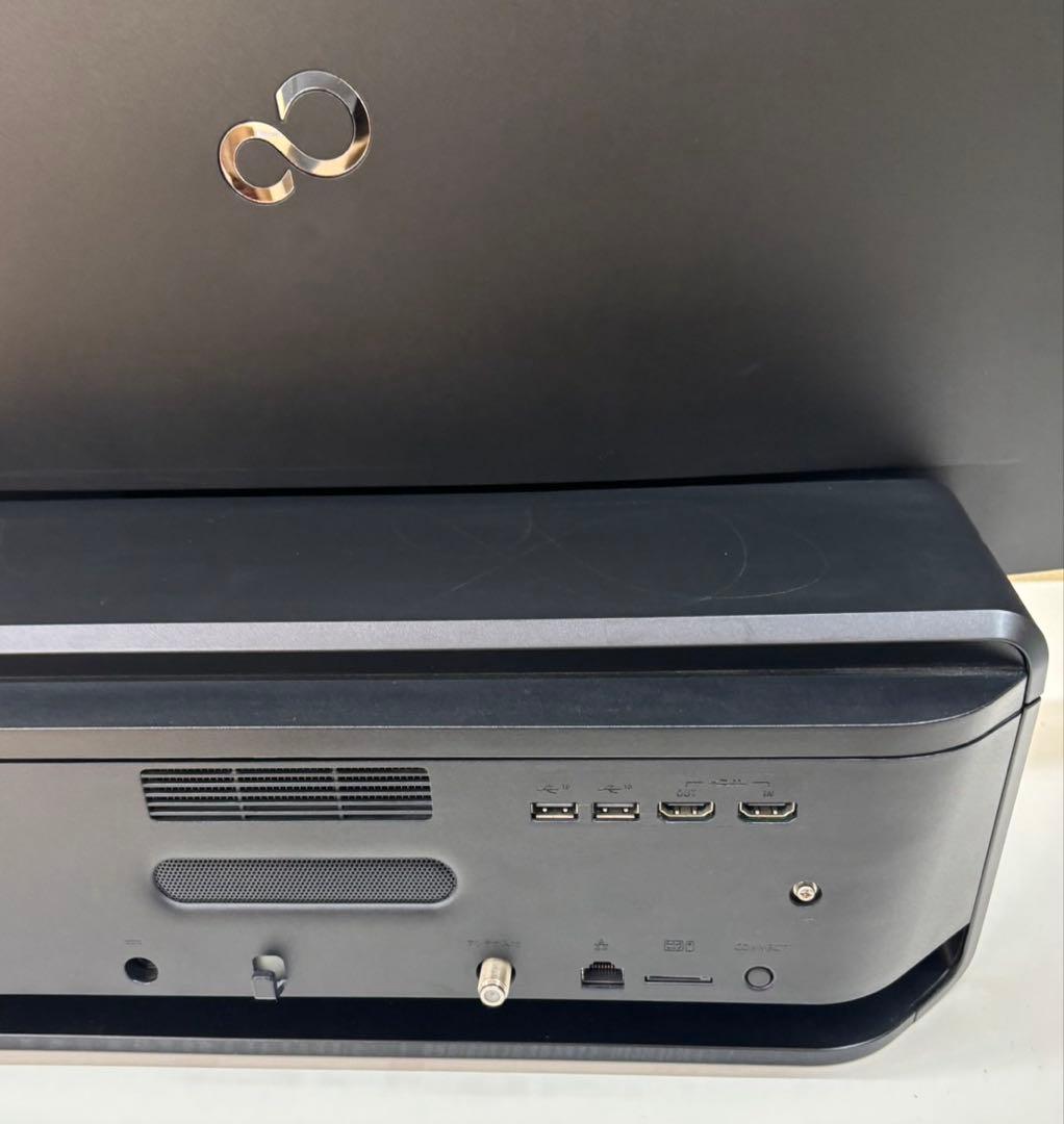 【大画面27型】富士通 Core i7 / 16GB / SSD512GB