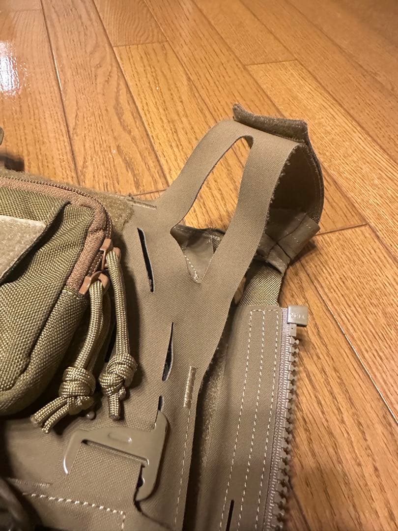 RONIN Assaulter Liteプレキャリ　マグポーチ付き