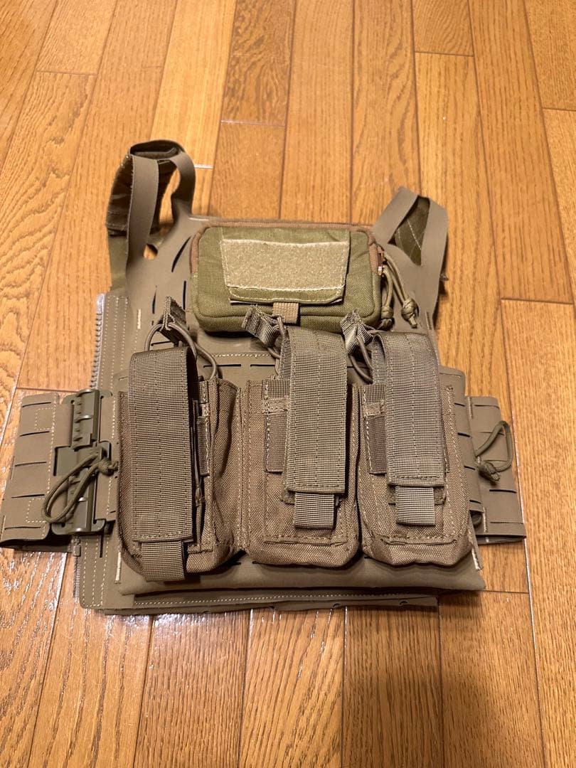 RONIN Assaulter Liteプレキャリ　マグポーチ付き