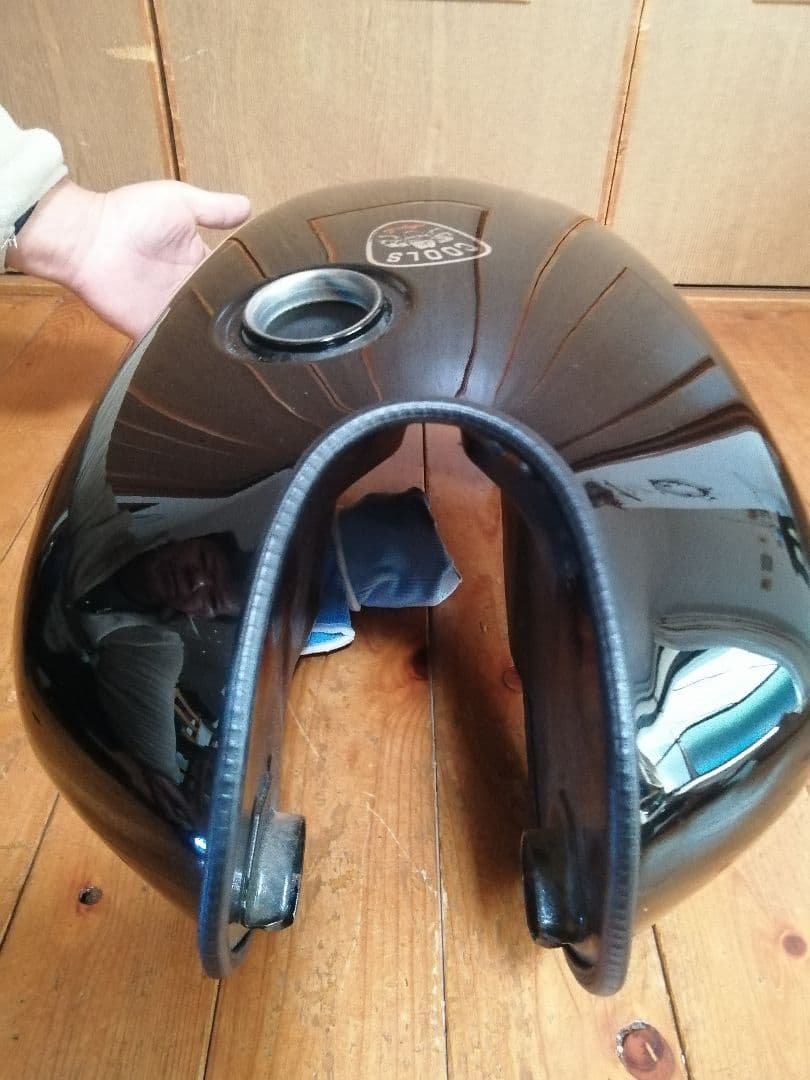 Yamaha SR400純正タンク サイドカバーシートカウルセット