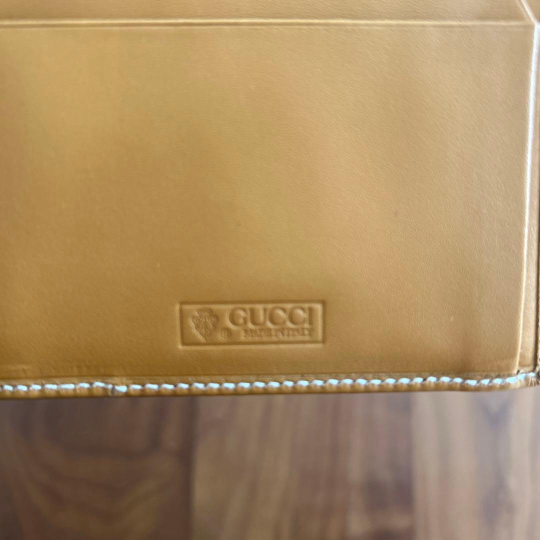 GUCCI 財布　二つ折り　可愛い　おしゃれ　男女　茶色　箱無し　傷無し