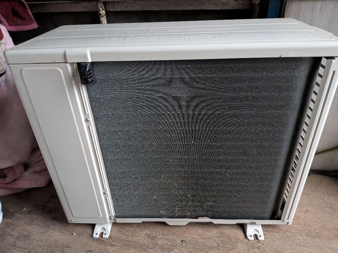 富士通■ルームエアコンAS-C221L-W■ 2021年モデル[主に6畳用]