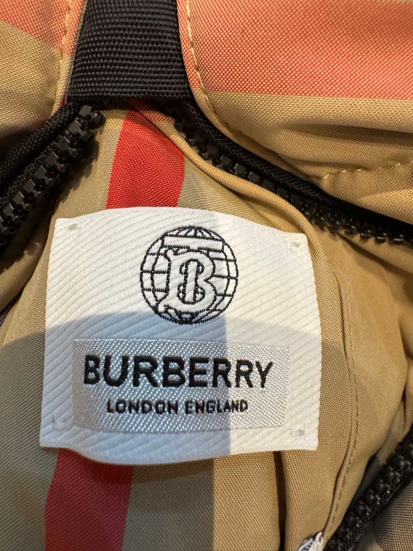 バーバリー　Burberry ダウンジャケット　リバーシブル12Y 152センチ