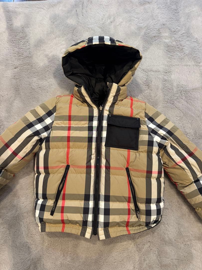 バーバリー　Burberry ダウンジャケット　リバーシブル12Y 152センチ