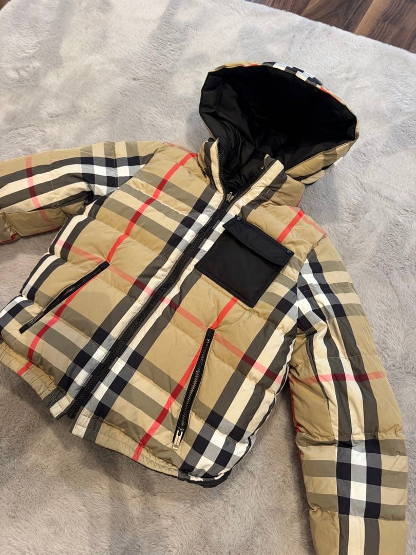 バーバリー　Burberry ダウンジャケット　リバーシブル12Y 152センチ