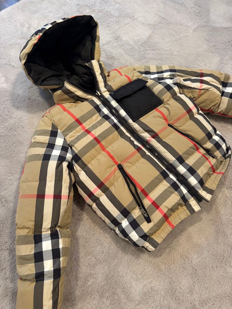 バーバリー　Burberry ダウンジャケット　リバーシブル12Y 152センチ