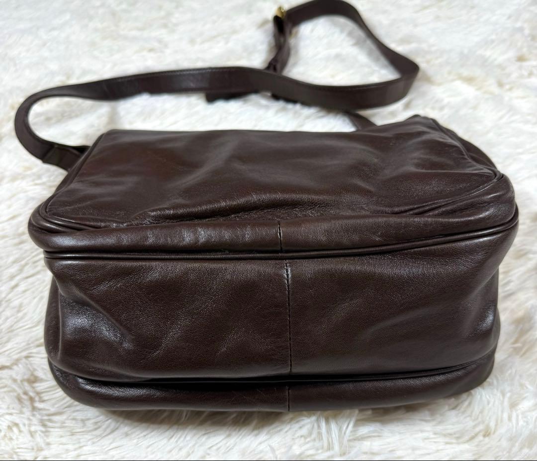 ロエベ ショルダーバッグ ナッパレザー アナグラム ブラウン ヴィンテージ