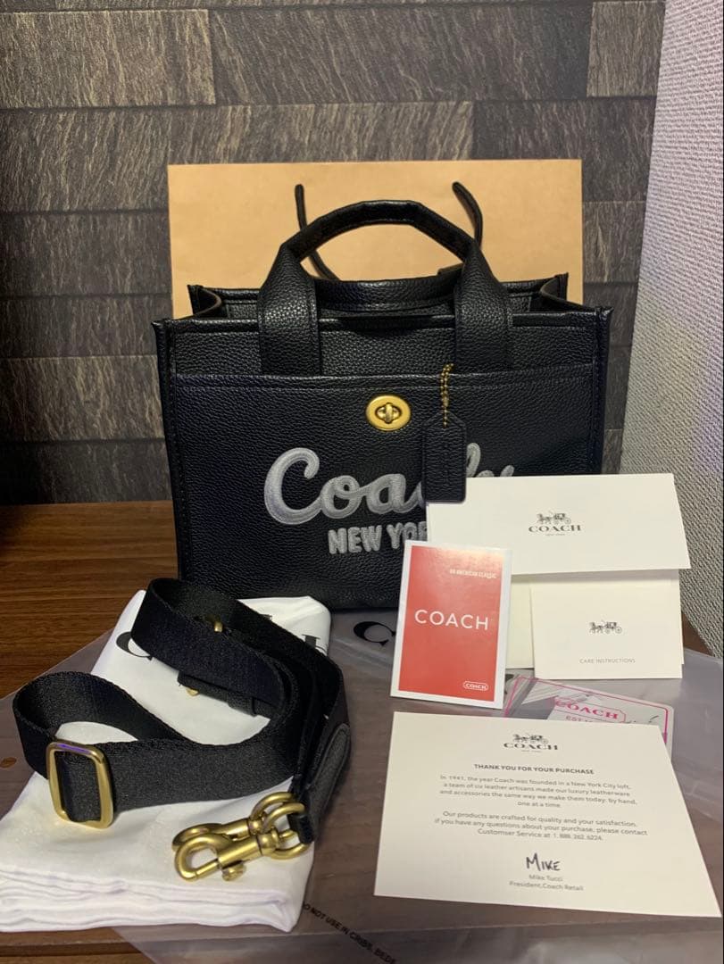 コーチ カーゴトート26 レザー ブラック