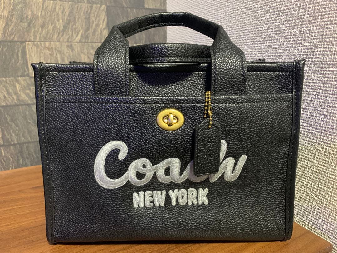 コーチ カーゴトート26 レザー ブラック