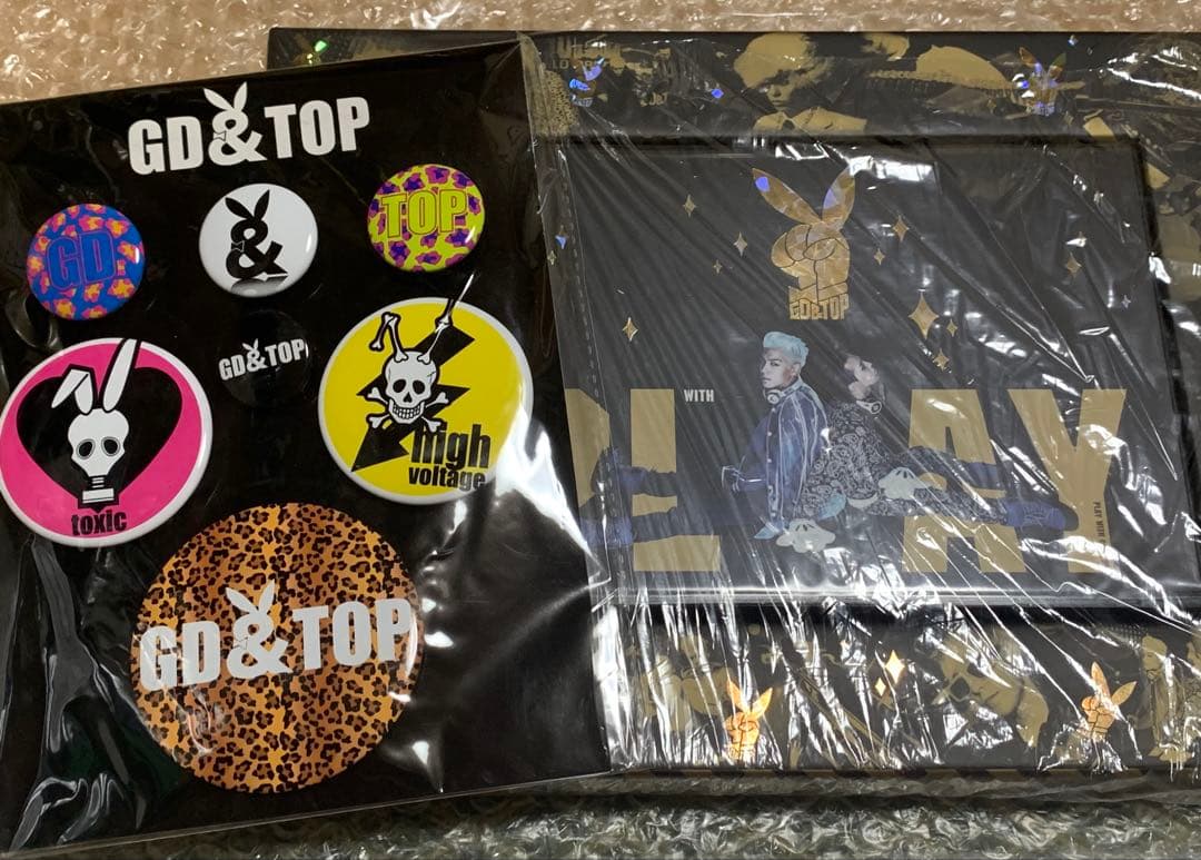 PLAY with GD&TOP DVD＋PHOTOBOOK 缶バッジ