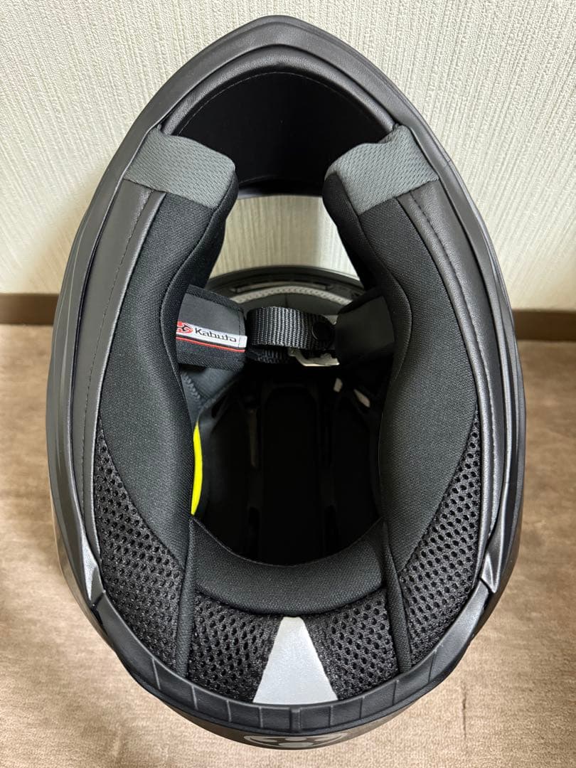 OGK KABUTO AEROBLADE-6 ブラックメタリック　Mサイズ