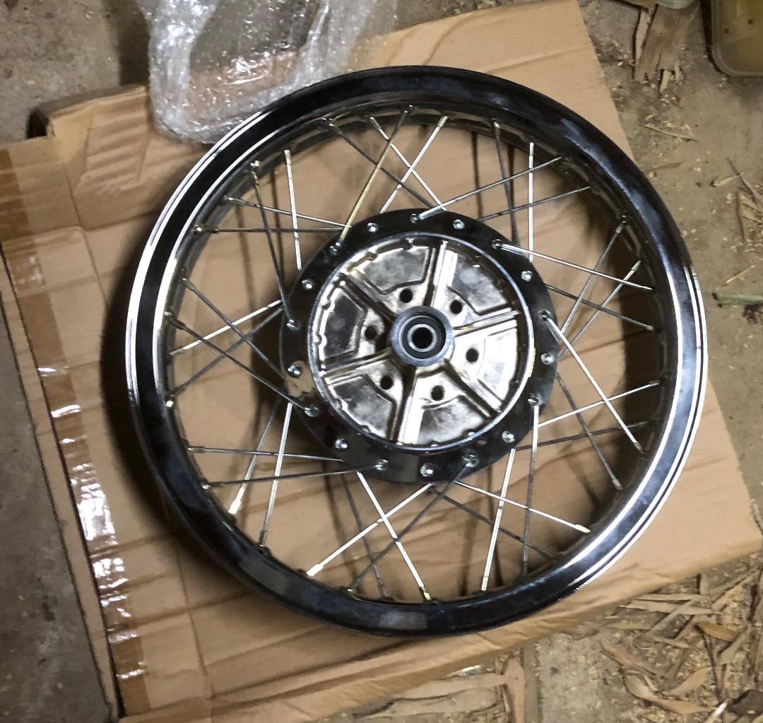 GS400 ワイドホイール　GT380 GSX400E