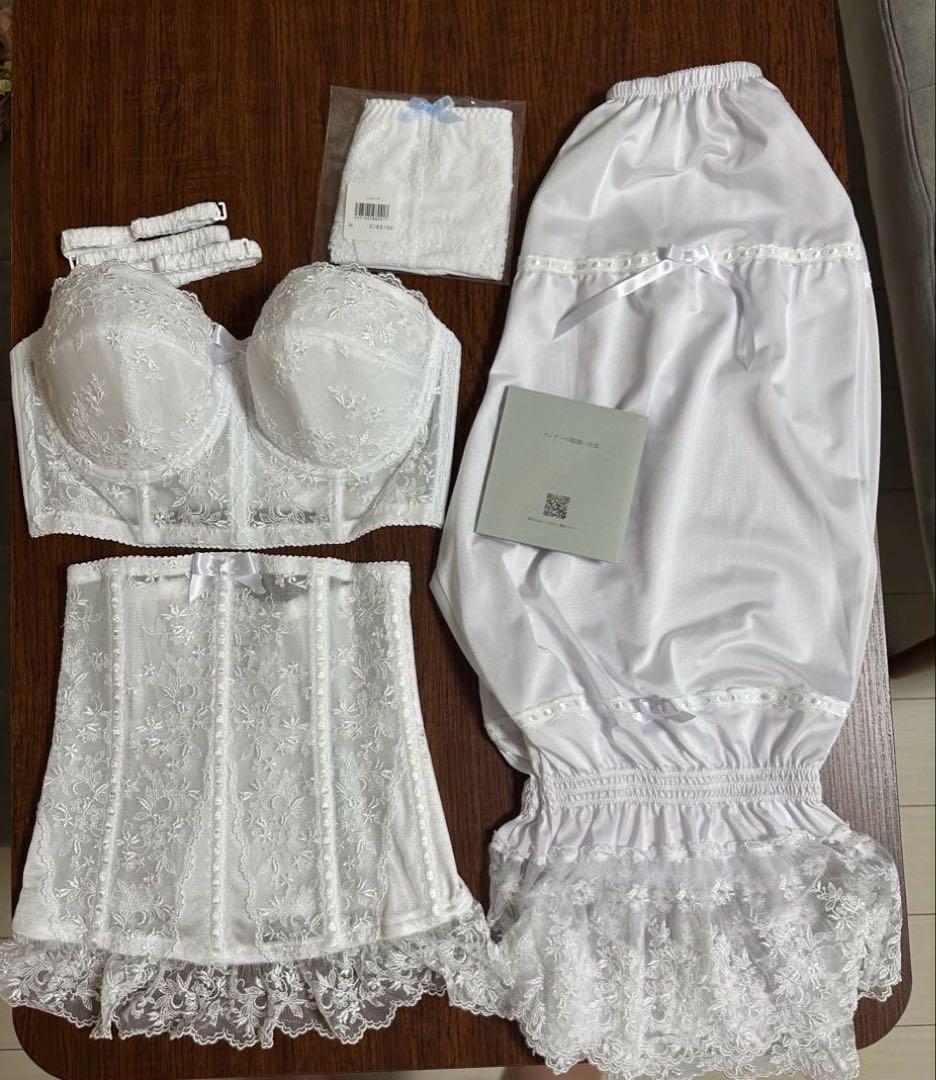 セモアブライダルインナー　E70 W64 ドロワーズ付