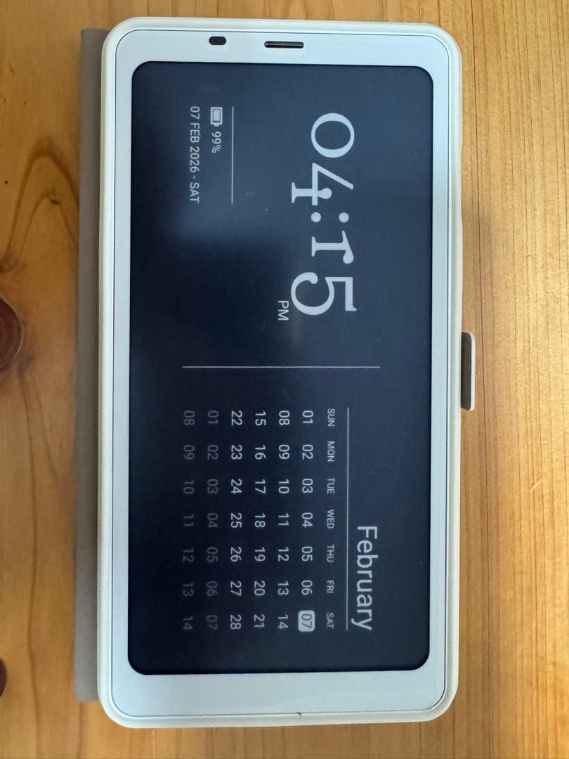 BOOX Palma 2 + 純正フリップケース（ホワイト）