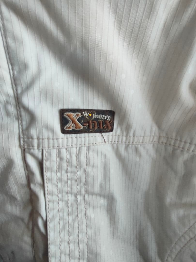 美品　レディース　スキーウェア　スノーボードウェア　フェニックス　11号　M