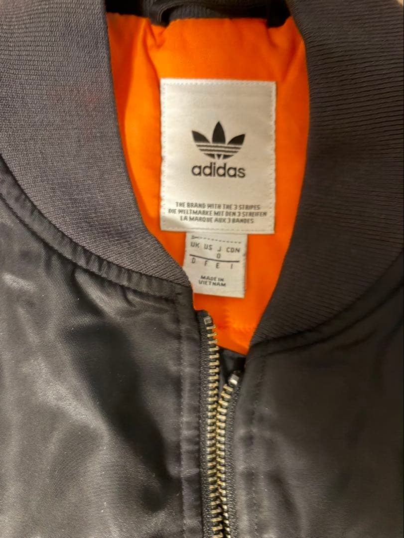 美品adidas MA-1ジャケット XL黒