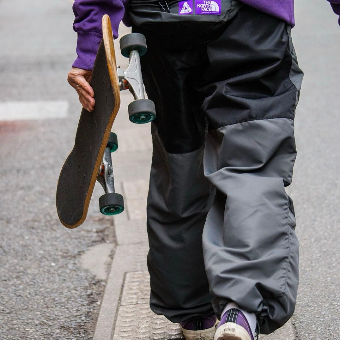 【THE NORTH FACE × PALACE】マウンテンウインドパンツ 32