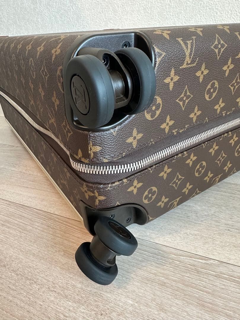Louis Vuitton ホライズン50 モノグラム キャリーケース