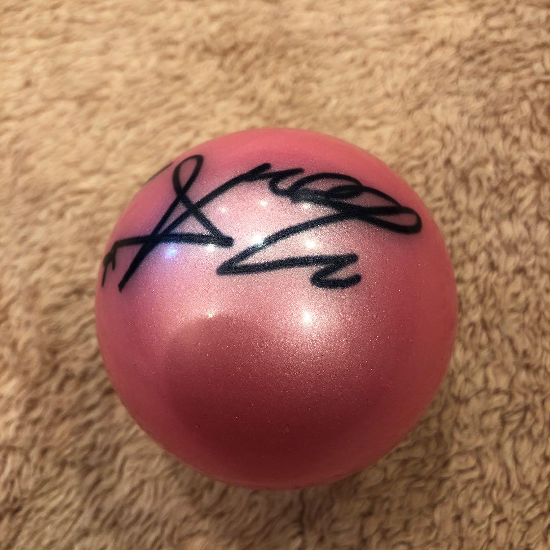 少女時代★ユナ★直筆サインボール★超レア★フォロワー10％オフ