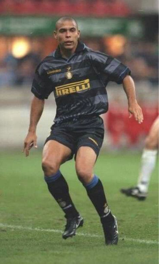 希少97/98 インテル•ミラノ サードユニフォーム ロナウド XLサイズ