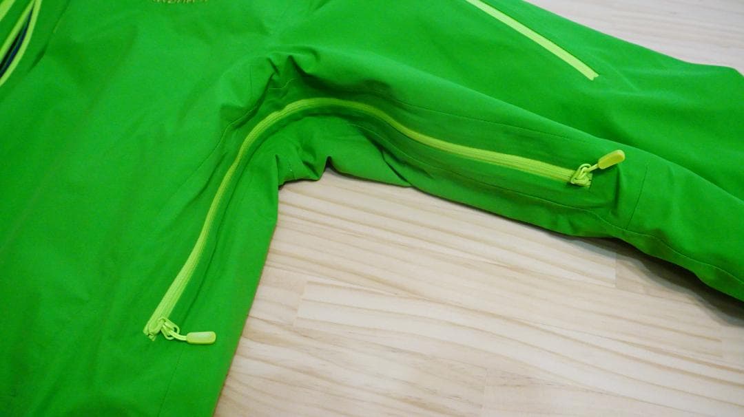 ノローナ　スノージャケット　Lofoten GoreTex Ins メンズ海外M