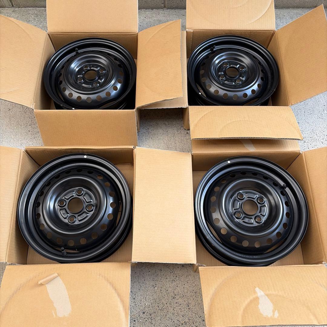 新品未使用　※購入者値引き可　　　　　　　　　　ダイハツ純正14インチホイール