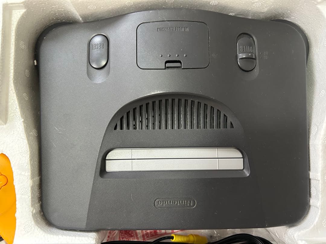 ニンテンドー64　旧世代 ゲーム機 本体 NINTENDO 64