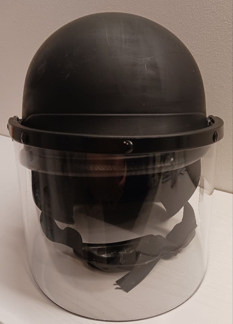 暴徒鎮圧部隊 POICEタイプ バイザー付 ヘルメット レプリカ マットブラック