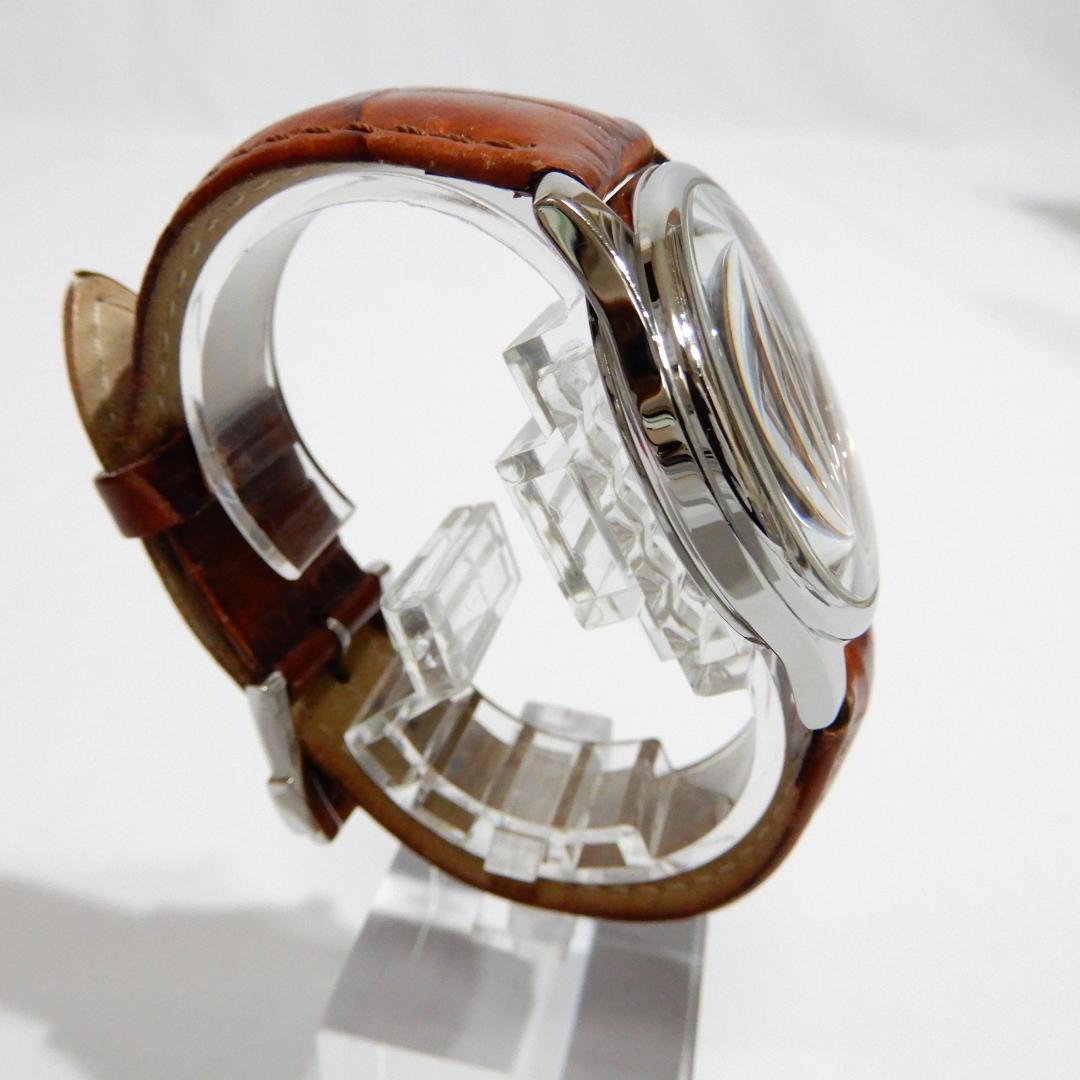 稼働良品　FENDI レディースウォッチ　レザー　210G　男女兼用　新品電池