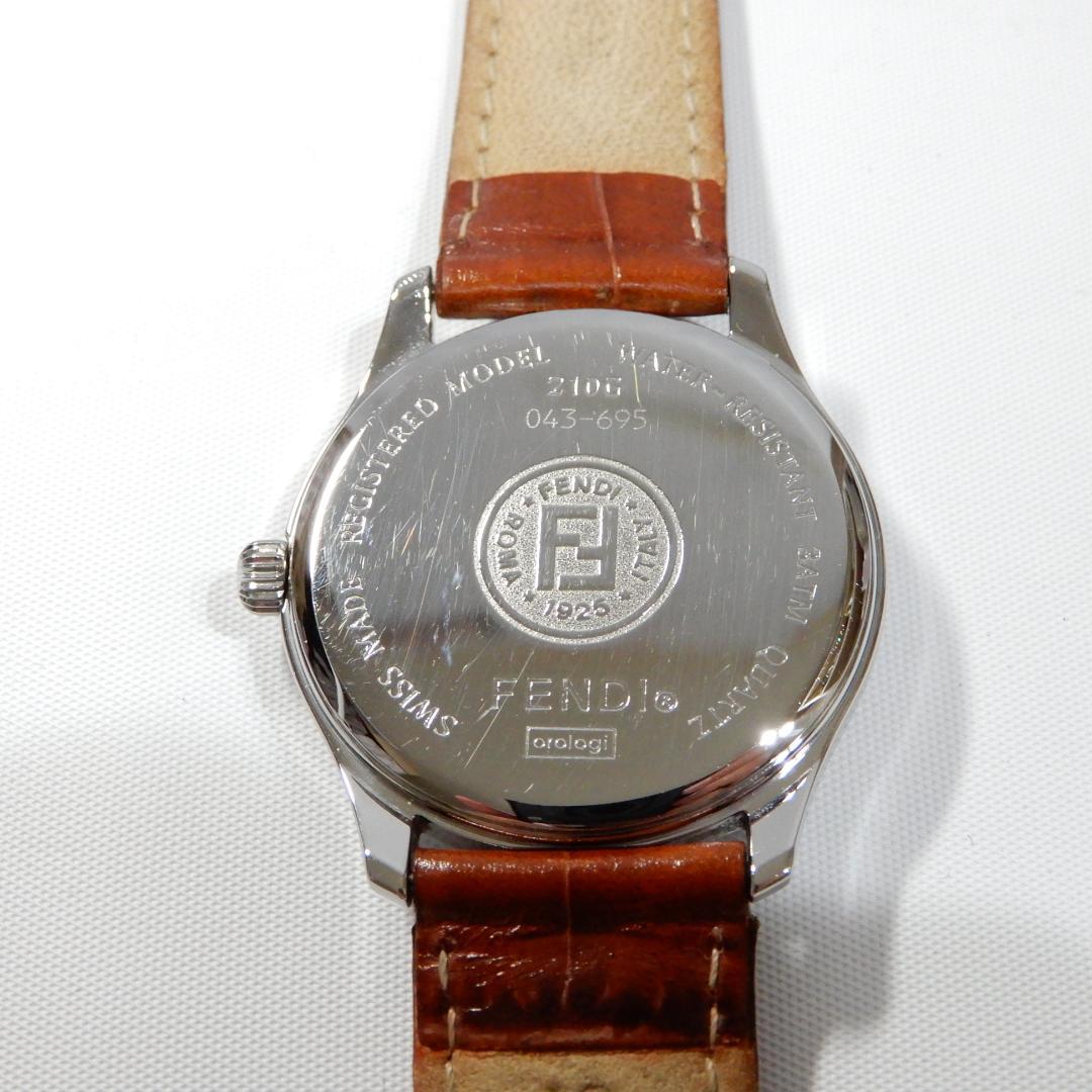 稼働良品　FENDI レディースウォッチ　レザー　210G　男女兼用　新品電池