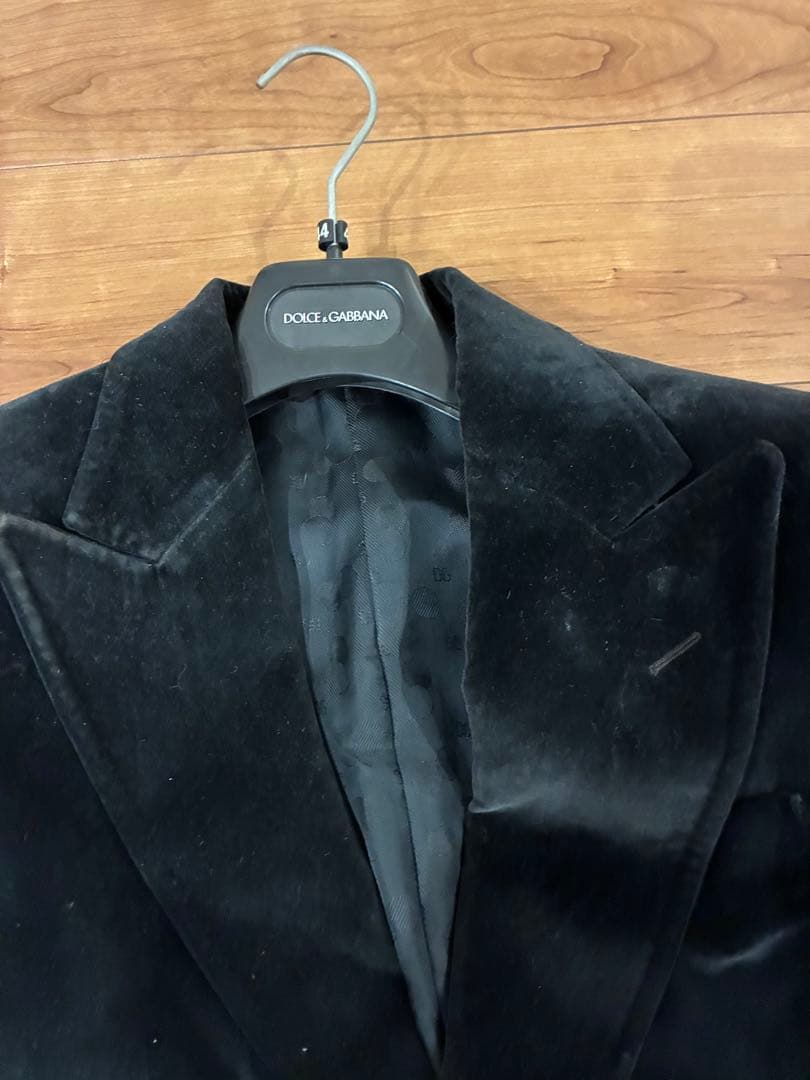 ま*ん様 DOLCE & GABBANA ブラックベルベット テーラードジャケッ