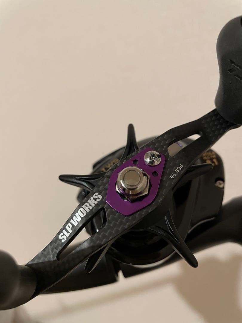 【極美品】 slp ダイワ カーボンクランクハンドル 95mm