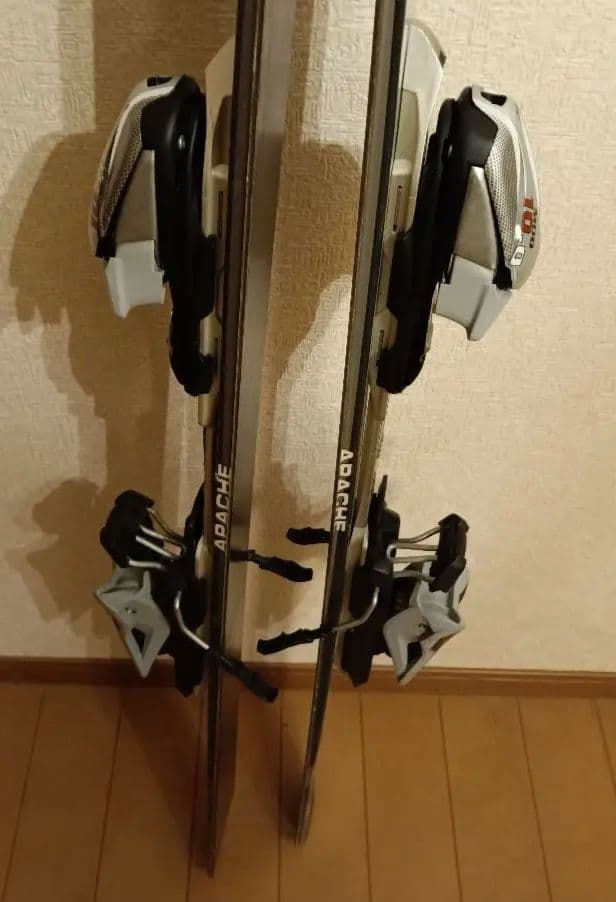 美品【K2 】【3点スキーセット】★板153cm★ブーツ24.5cm シルバー色