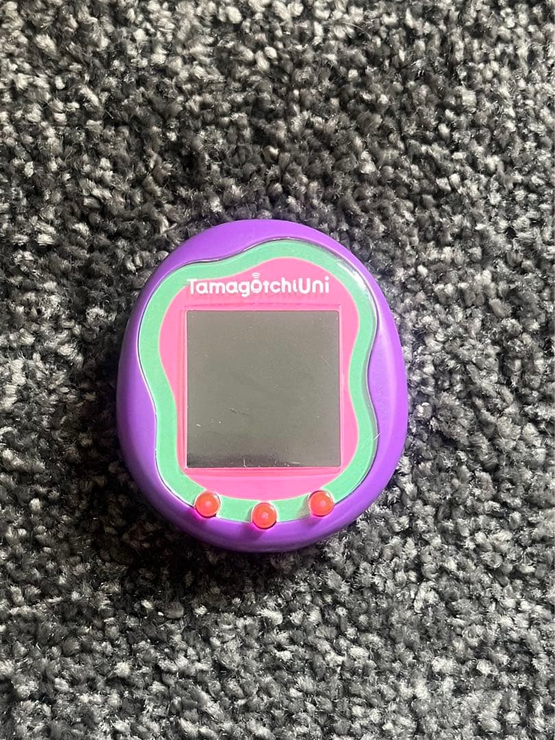たまごっちユニ 本体 ケース付き